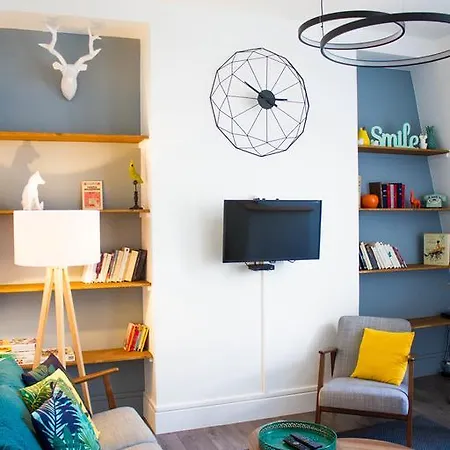 De Jeanne Apartment *