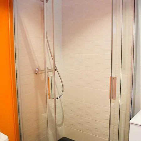 De Jeanne Apartment *
