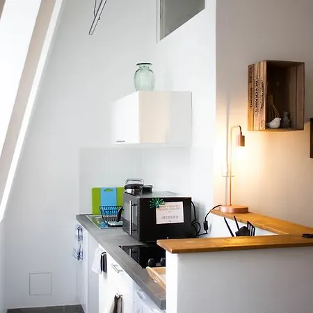 De Jeanne Apartment *